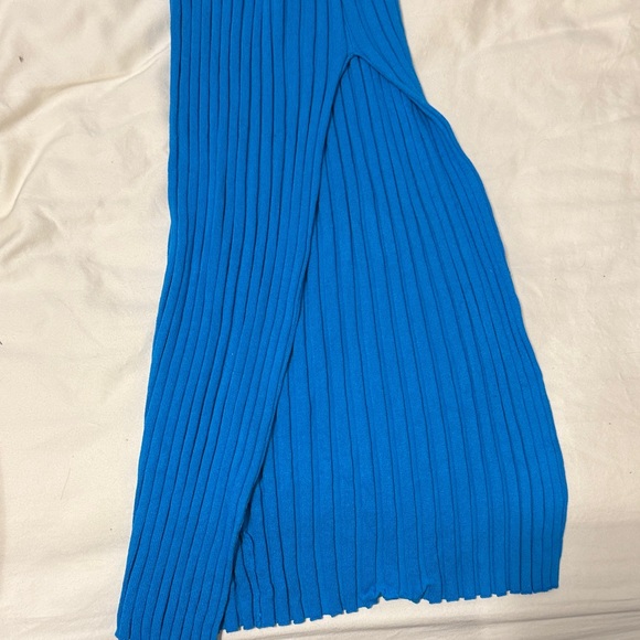 Vibrant Blue Ribbed Two-Piece Set - Picture 4 of 4